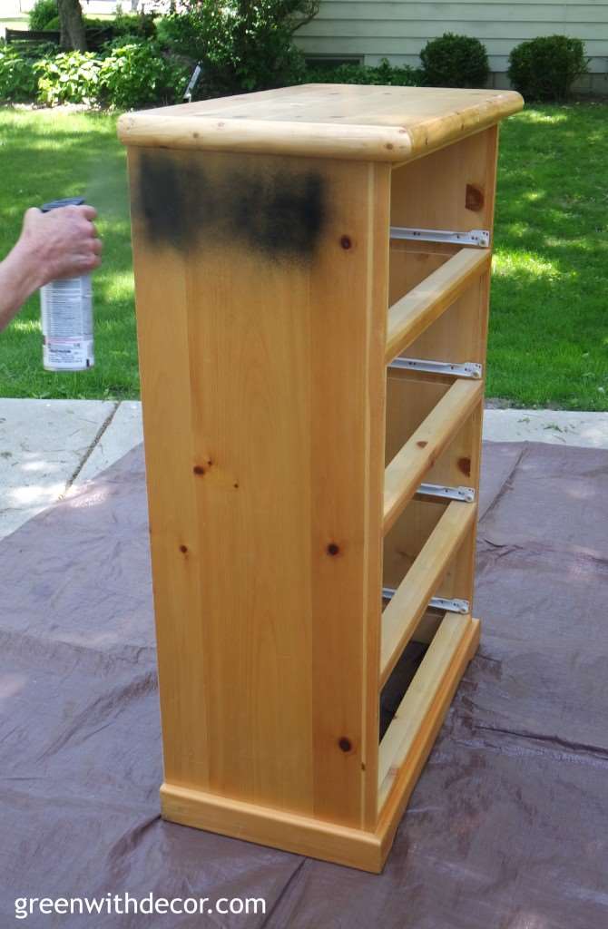green with decor – spray painting the dresser green with decor – spray painting the dresser